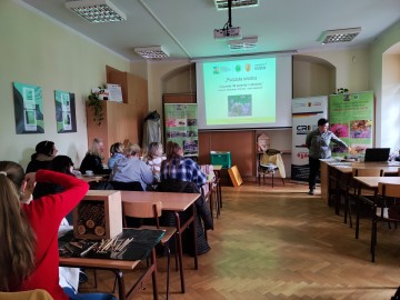 Seminarium Pszczoly ważni zapylacze - relacja, 