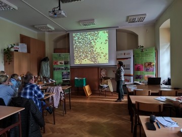 Seminarium Pszczoly ważni zapylacze - relacja, 