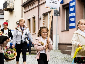 Święto Plonów w Przedborzu – Relacja z Dożynek Gminno-Parafialnych 2025, 